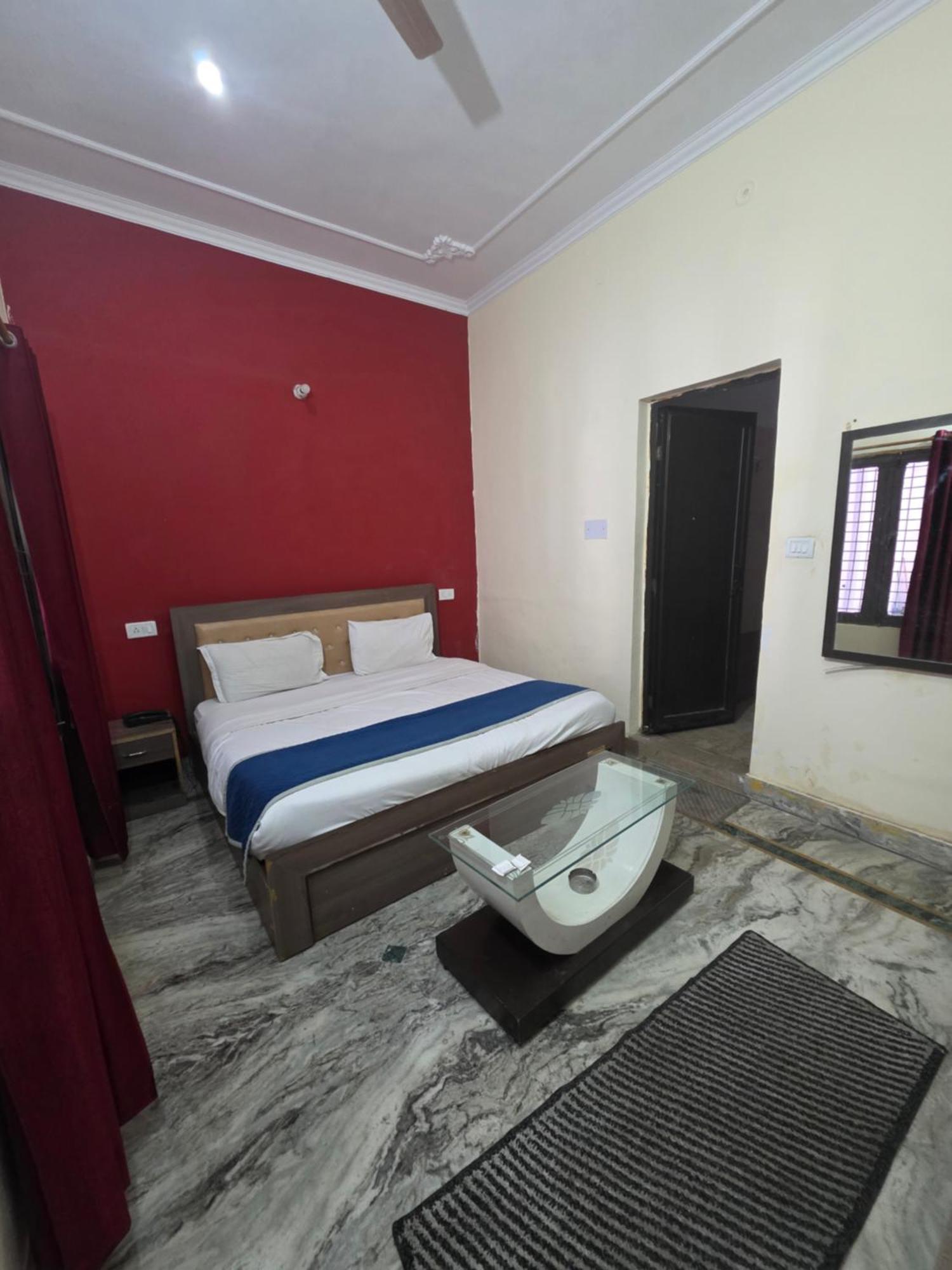 Siddhi Vinayak Hotel And Banquet Bhīm Tāl Exterior foto